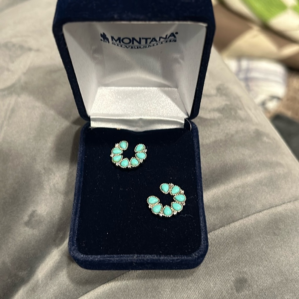 Montana Silversmiths Lucky Turquoise Earrings